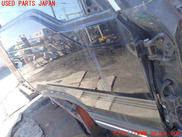 1UPJ-25951230]キャラバン コーチ(KRE24)右前ドア NSG M4O8 中古_m0003.jpg