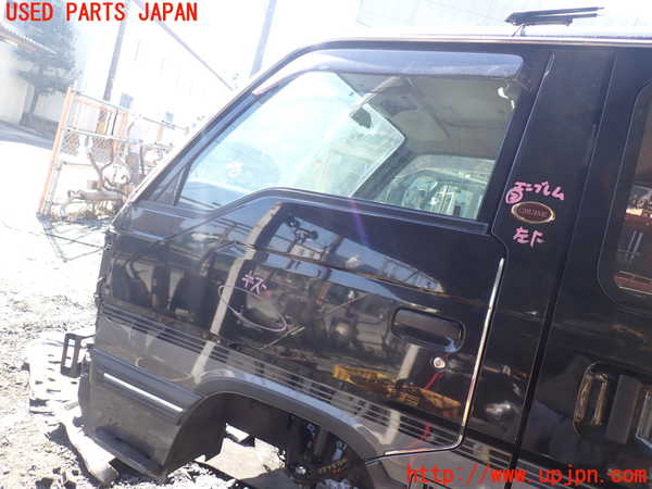 1UPJ-25951260]キャラバン コーチ(KRE24)左前ドア NSG M4O8 中古_m0001.jpg