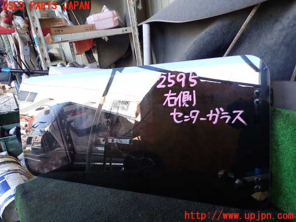 1UPJ-25951370]キャラバン コーチ(KRE24)右サイドセンターガラス NSG M5E8 中古_m0001.jpg