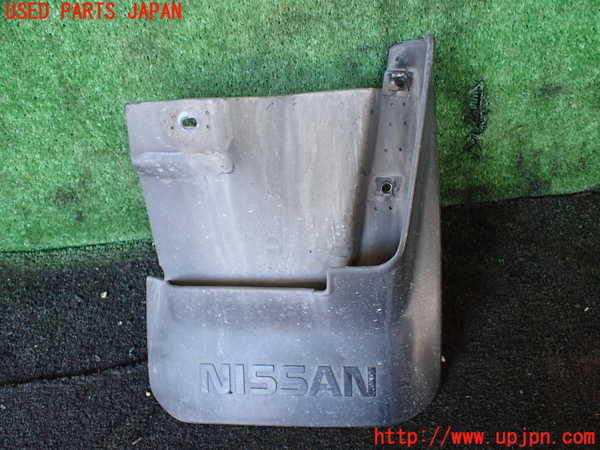 1UPJ-25951454]キャラバン コーチ(KRE24)右リアマッドガード(泥除け) 中古_m0002.jpg