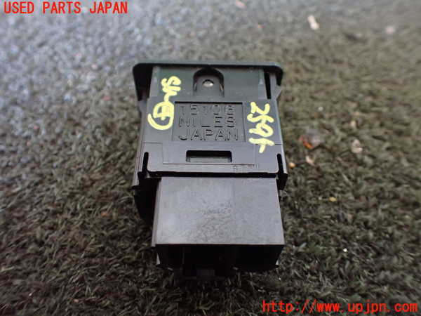 1UPJ-25956309]キャラバン コーチ(KRE24)スイッチ4 (リヤクーラー＆ヒーター) 中古_m0002.jpg