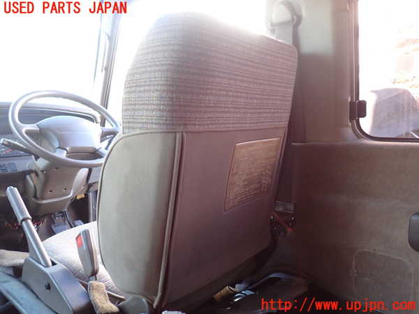 1UPJ-25957035]キャラバン コーチ(KRE24)運転席シート 中古_m0005.jpg