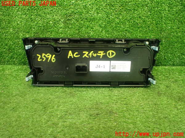 1UPJ-25966066]インサイト(ZE4)エアコンスイッチ1 中古_m0002.jpg