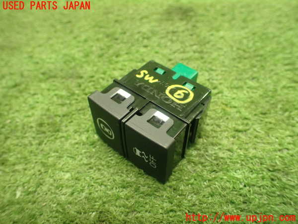1UPJ-25966311]インサイト(ZE4)スイッチ6（VSC OFF） 中古_m0002.jpg