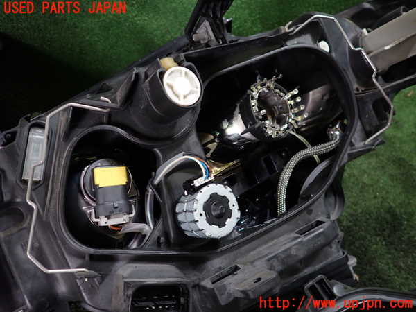 1UPJ-25971130]BMW 120i カブリオレ E88(UL20)右ヘッドライト HID 中古_m0004.jpg