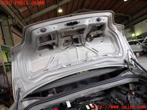 1UPJ-25971500]BMW 120i カブリオレ E88(UL20)トランク 中古_m0004.jpg