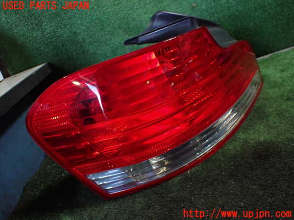 1UPJ-25971536]BMW 120i カブリオレ E88(UL20)左テールランプ 中古_m0001.jpg