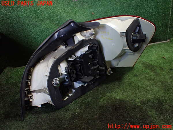 1UPJ-25971536]BMW 120i カブリオレ E88(UL20)左テールランプ 中古_m0003.jpg