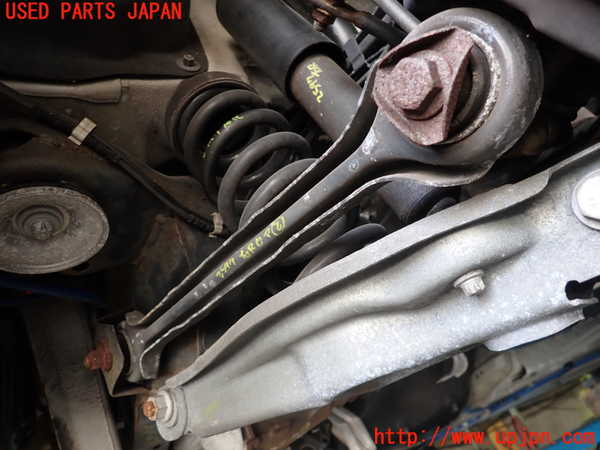 1UPJ-25975205]BMW 120i カブリオレ E88(UL20)右リアロアアーム2 中古_m0001.jpg