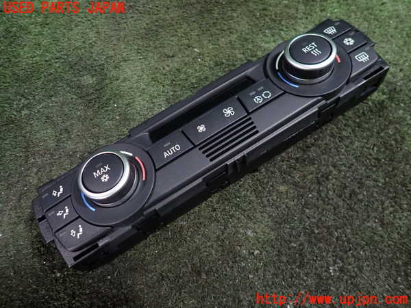 1UPJ-25976066]BMW 120i カブリオレ E88(UL20)エアコンスイッチ1 中古_m0001.jpg