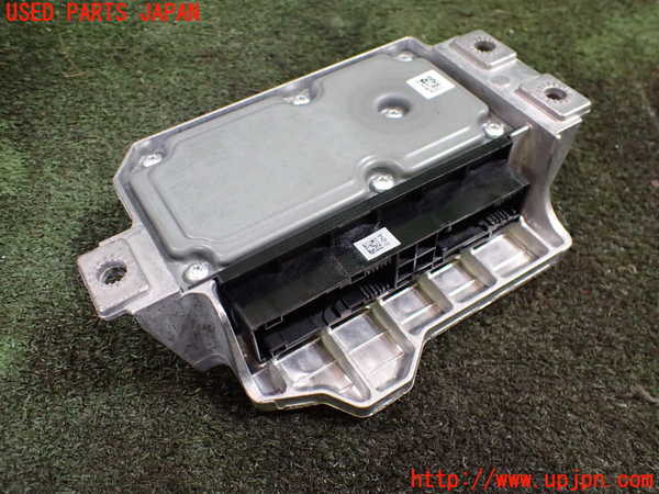 1UPJ-25976145]BMW 120i カブリオレ E88(UL20)エアバッグコンピューター 中古_m0002.jpg