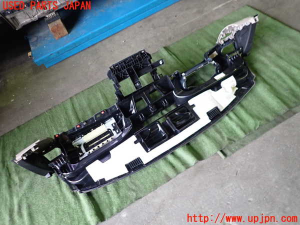 1UPJ-25977505]BMW 120i カブリオレ E88(UL20)ダッシュボード 中古_m0005.jpg