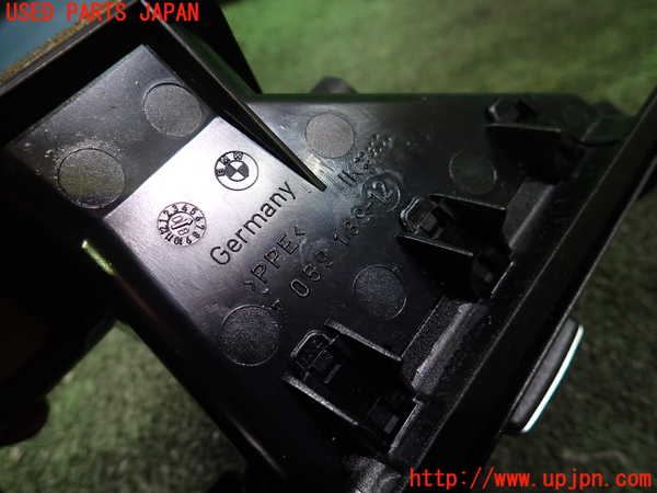 1UPJ-25977528]BMW 120i カブリオレ E88(UL20)エアコン吹き出し口3 (真中) 中古_m0004.jpg