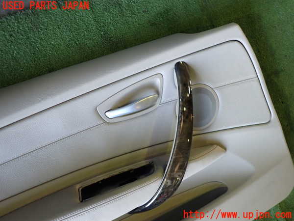 1UPJ-25971264]BMW 120i カブリオレ E88(UL20)左ドア内張り 中古_m0002.jpg