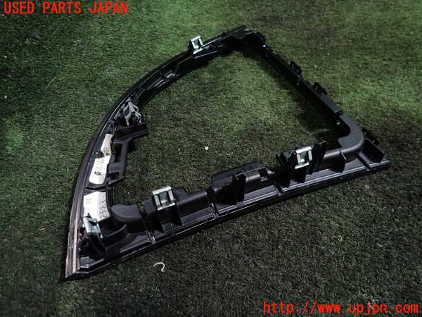 1UPJ-25977692]BMW 120i カブリオレ E88(UL20)内装トリム類2 中古_m0002.jpg
