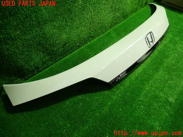 1UPJ-25981573]ヴェゼル ハイブリッド(e：HEV)(RU3)バックドアパネル1 中古_m0003.jpg