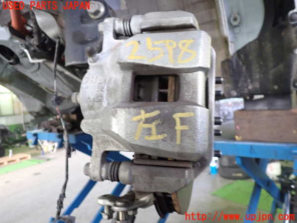 5UPJ-25984085]ヴェゼル ハイブリッド(e：HEV)(RU3)左フロントキャリパー 中古_m0001.jpg