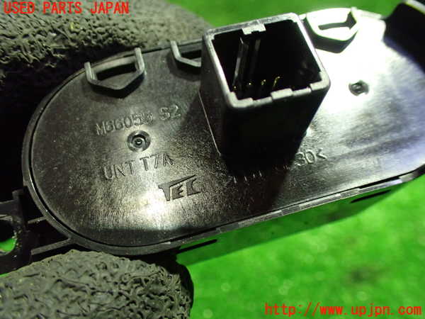 5UPJ-25986307]ヴェゼル ハイブリッド(e：HEV)(RU3)スイッチ2 (シートポジション) 中古_m0003.jpg