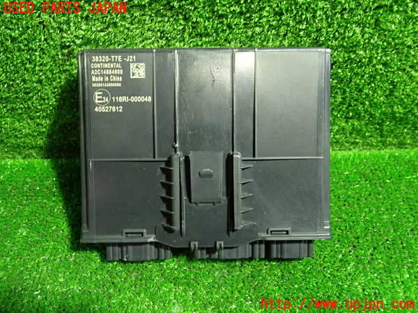 1UPJ-25986146]ヴェゼル ハイブリッド(e：HEV)(RU3)コンピューター1 (38320-T7E-J21) 中古_m0001.jpg