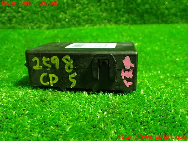 5UPJ-25986150]ヴェゼル ハイブリッド(e：HEV)(RU3)コンピューター5 (81289-T7A-S210-M2) 中古_m0003.jpg