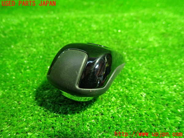 1UPJ-25987570]ヴェゼル ハイブリッド(e：HEV)(RU3)シフトノブ 中古_m0002.jpg