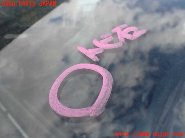 1UPJ-26001195]ボルボ・V90(PB420TMA)フロントガラス M471106 中古_m0002.jpg