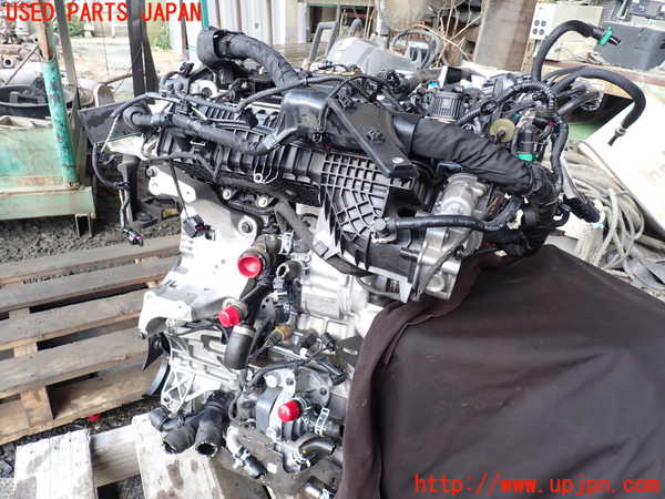 1UPJ-26002010]ボルボ・V90(PB420TMA)エンジン B420T 4WD 中古_m0002.jpg