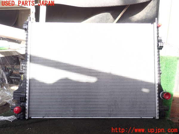1UPJ-26002321]ボルボ・V90(PB420TMA)ラジエーター1 (メイン) 中古_m0001.jpg