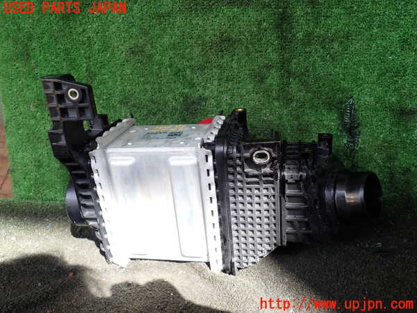 1UPJ-26002451]ボルボ・V90(PB420TMA)インタークーラー1 中古_m0001.jpg