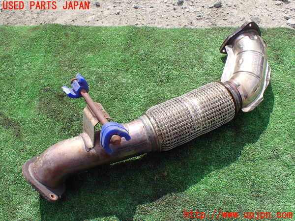 1UPJ-26002631]ボルボ・V90(PB420TMA)フロントパイプ1 中古_m0002.jpg