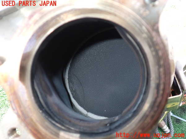 1UPJ-26002661]ボルボ・V90(PB420TMA)触媒1 中古_m0004.jpg