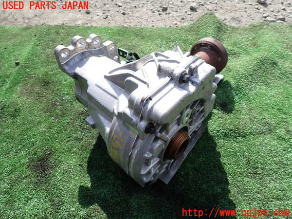 1UPJ-26003300]ボルボ・V90(PB420TMA)トランスファー 中古_m0002.jpg