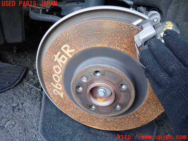 1UPJ-26004300]ボルボ・V90(PB420TMA)右リアナックルハブ 中古_m0001.jpg