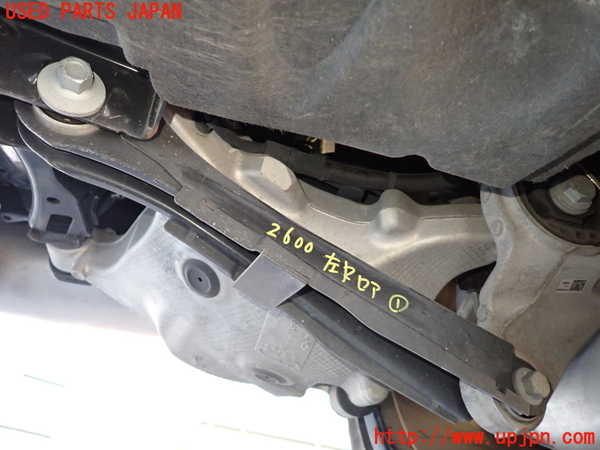 5UPJ-26005226]ボルボ・V90(PB420TMA)左リアロアアーム1 中古_m0001.jpg