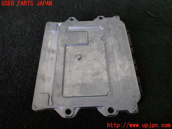 1UPJ-26006110]ボルボ・V90(PB420TMA)エンジンコンピューター 中古_m0003.jpg