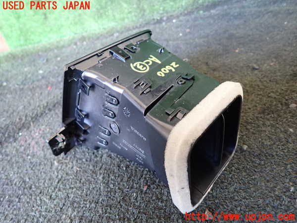 1UPJ-26007528]ボルボ・V90(PB420TMA)エアコン吹き出し口3 (左) 中古_m0002.jpg