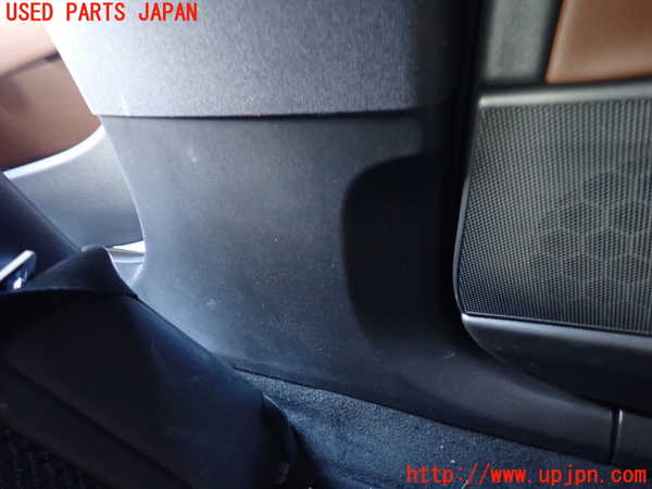 1UPJ-26007665]ボルボ・V90(PB420TMA)右センターピラートリム 中古_m0003.jpg