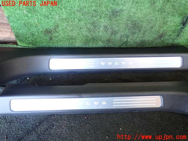 1UPJ-26007740]ボルボ・V90(PB420TMA)スカッフプレート 中古_m0002.jpg