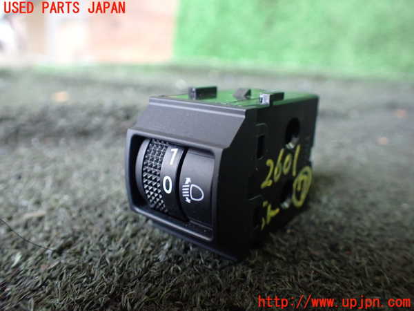 5UPJ-26016312]エクストレイル(SNT33)スイッチ7（ヘッドランプレベリング） 中古_m0001.jpg