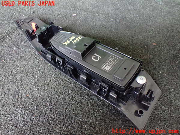 1UPJ-26016240]エクストレイル(SNT33)右前パワーウィンドウスイッチ 中古_m0002.jpg