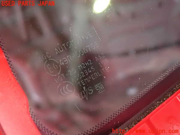 1UPJ-26021380]GR86(BRZ)(ZN8)右クォーターガラス M2H2 中古_m0002.jpg