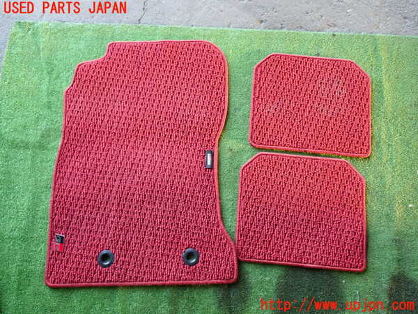 1UPJ-26027800]GR86(BRZ)(ZN8)フロアマット 中古_m0001.jpg