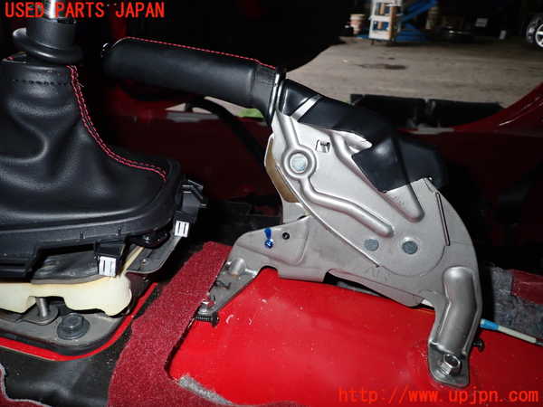 5UPJ-26027550]GR86(BRZ)(ZN8)サイドブレーキレバー 中古_m0002.jpg