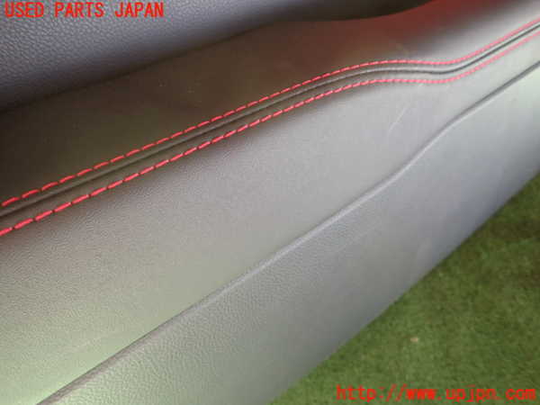 5UPJ-26021264]GR86(BRZ)(ZN8)左ドア内張り 中古_m0004.jpg