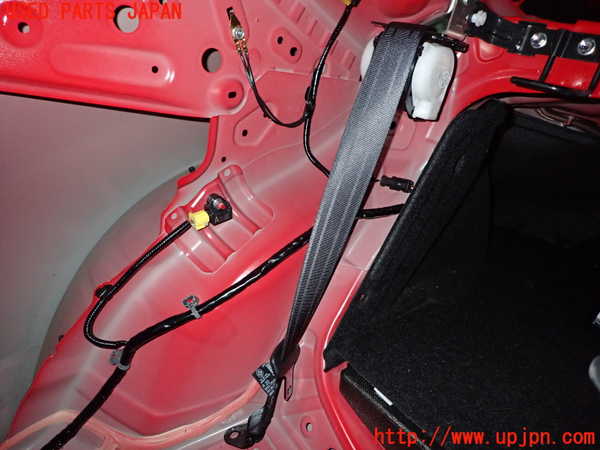 5UPJ-26027155]GR86(BRZ)(ZN8)右2列目シートベルト 中古_m0001.jpg