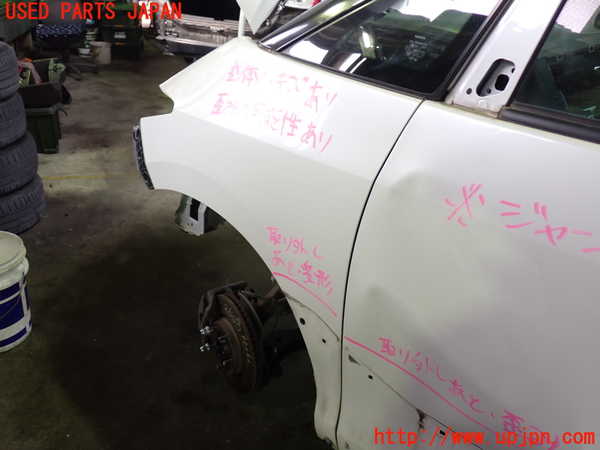 1UPJ-26031082]エスティマハイブリッド(AHR20W)左前フェンダー 中古_m0003.jpg