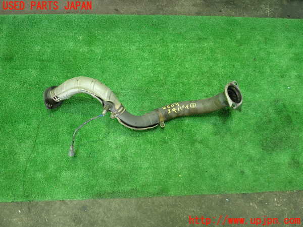 1UPJ-26032631]エスティマハイブリッド(AHR20W)フロントパイプ1 中古_m0001.jpg