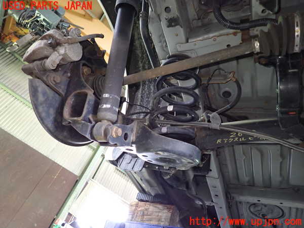 1UPJ-26035380]エスティマハイブリッド(AHR20W)リアアクスルビーム 中古_m0004.jpg