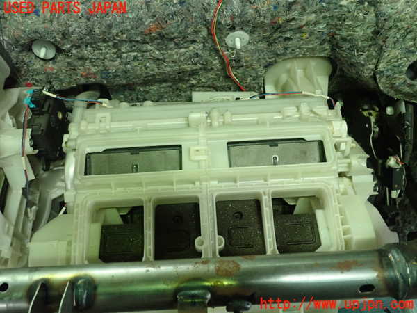 1UPJ-26036081]エスティマハイブリッド(AHR20W)エバポレーター1 (フロント) 中古_m0002.jpg