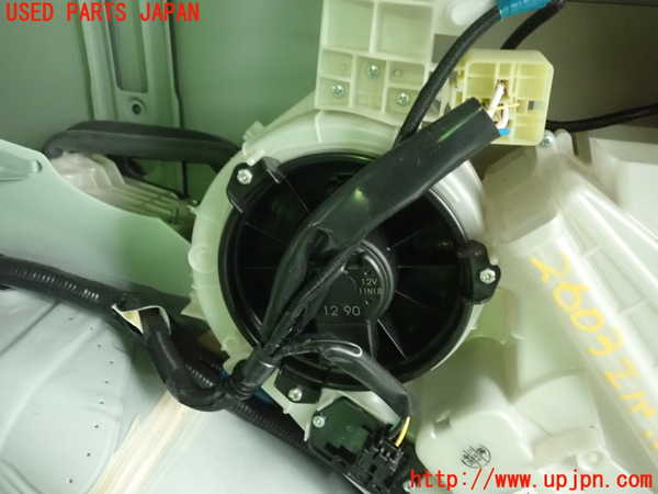 1UPJ-26036082]エスティマハイブリッド(AHR20W)エバポレーター2 (リヤ) 中古_m0002.jpg